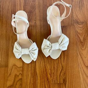 Kate Spade New York Gloria bow heels